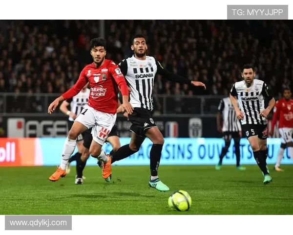 法甲赛季对比分析：本赛季与历史数据对照